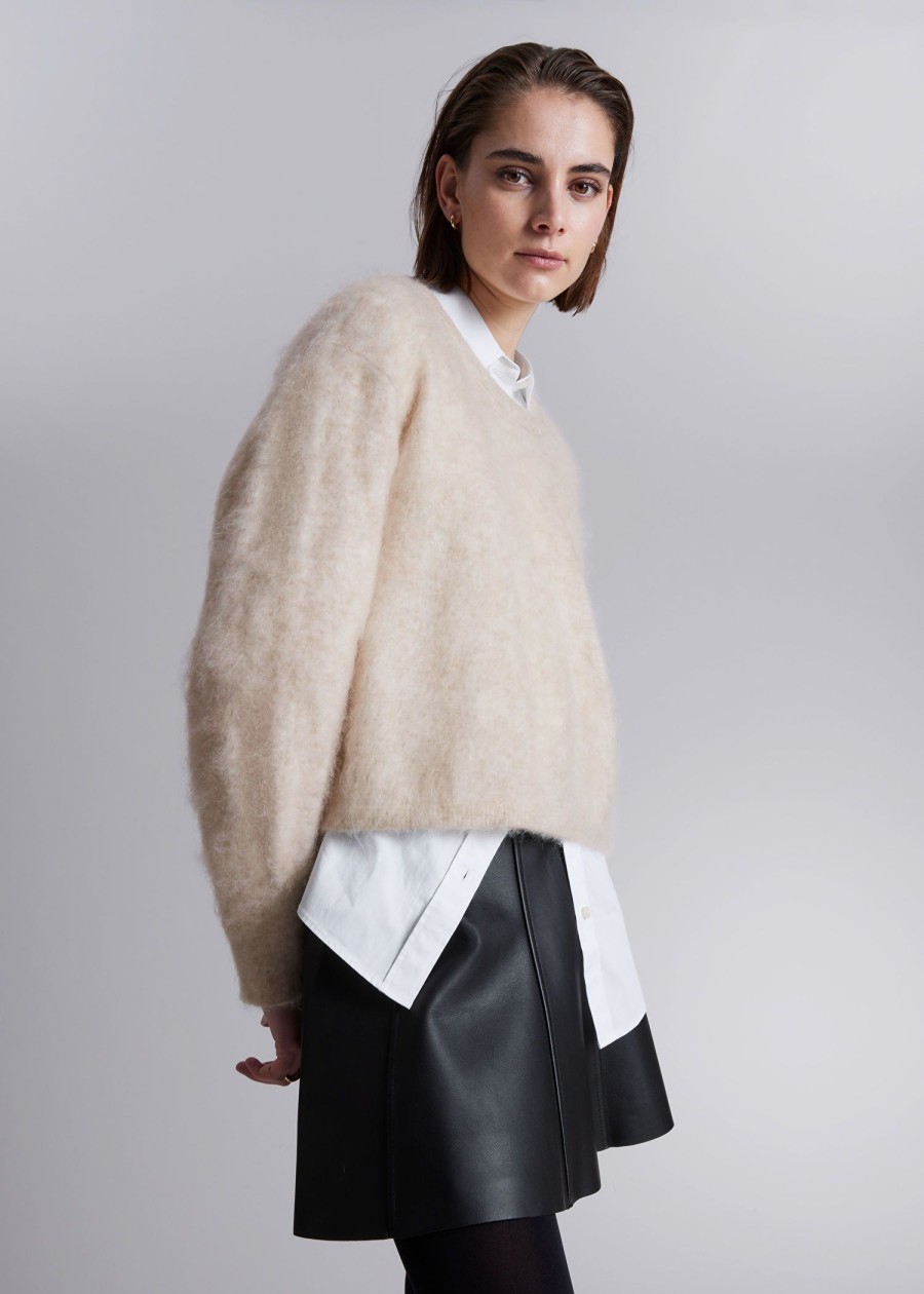 Klaer & Other Stories | Fuzzy Knit Jumper Beige