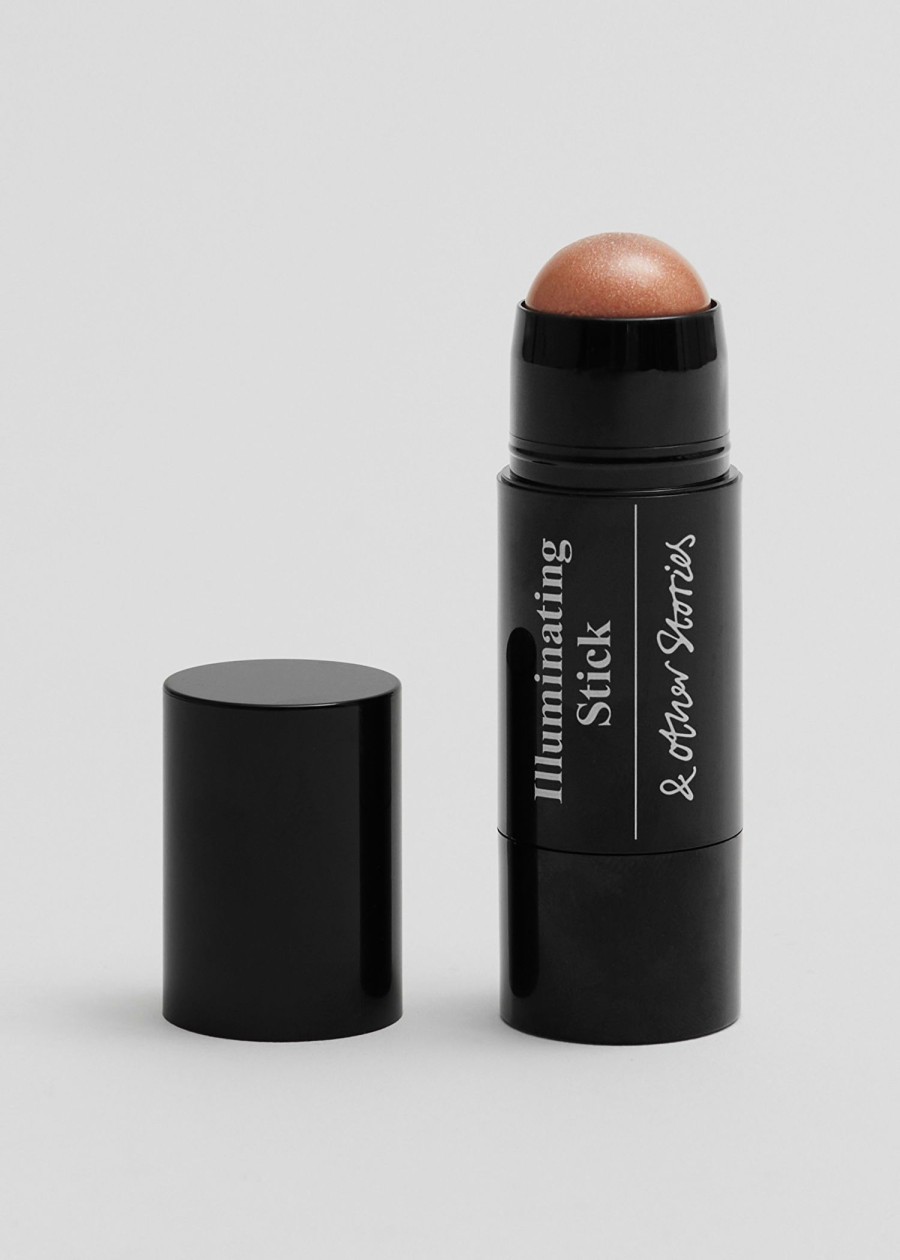 Skjonnhet & Other Stories | Illuminating Stick Beachy Bronse