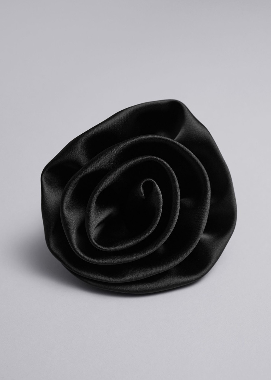 Tilbehor & Other Stories | Satin Rose Scrunchie Svart